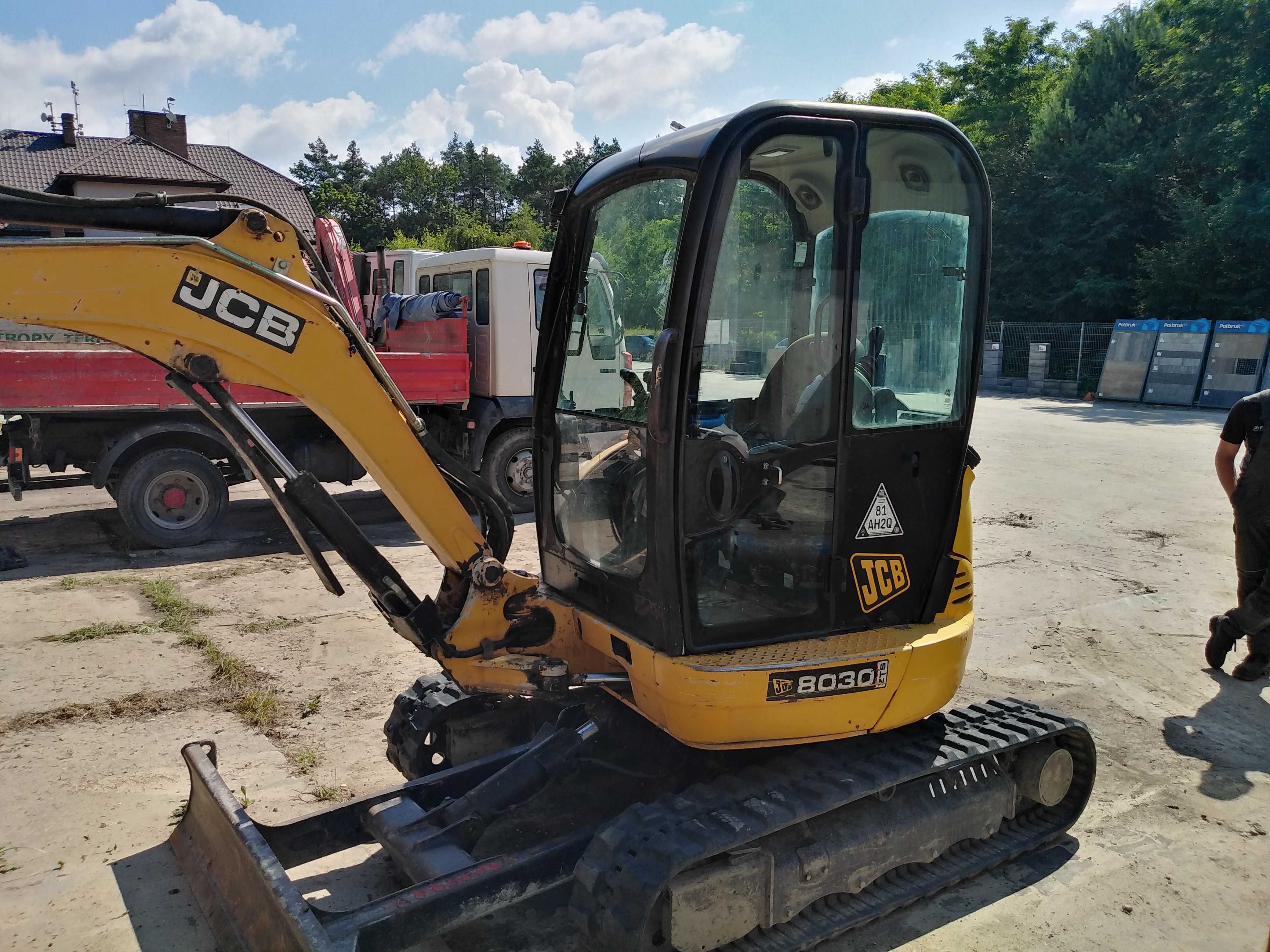 koparka JCB 8030