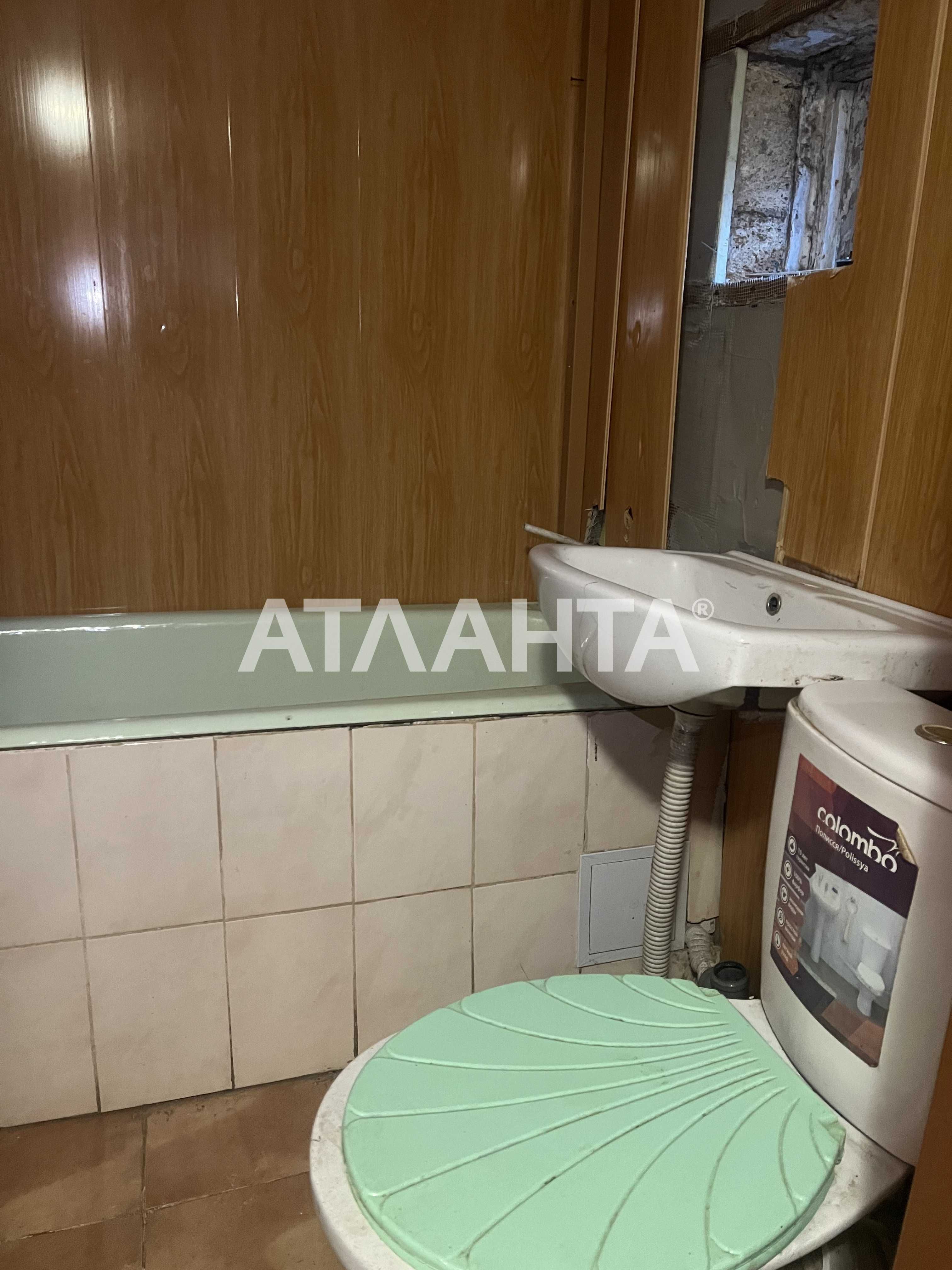 Часть дома со своим небольшим огородом  на улице Ефимова