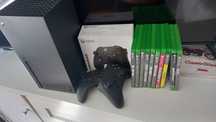 Xbox SERIES X 1TB +2 Pady +Gry +kable
