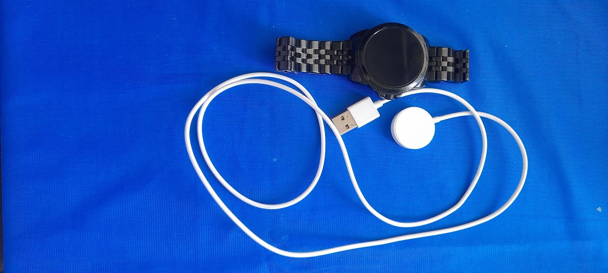 Smartwatch Fossil z bransoletką