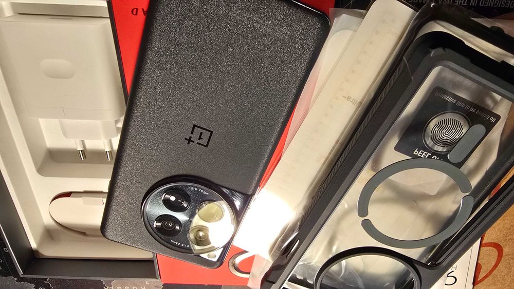 OnePlus 12 16/512 GB Silky Black,wer  EU,gwar,fakt,stan idealny!!!