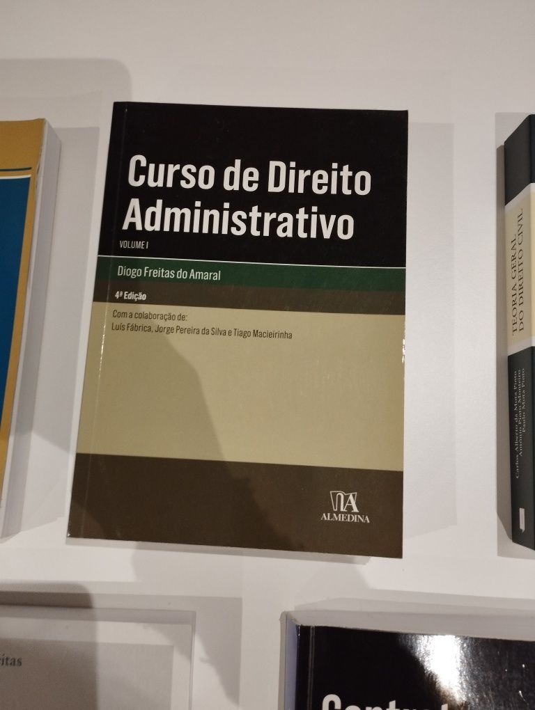 Livros de direito