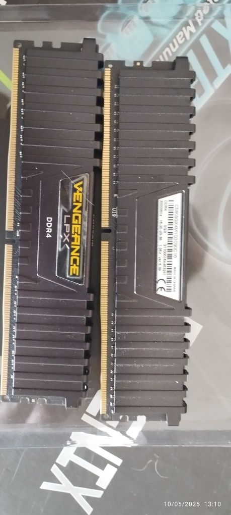 GTX 1650 mais 2x 8gb DDR4 Corsair