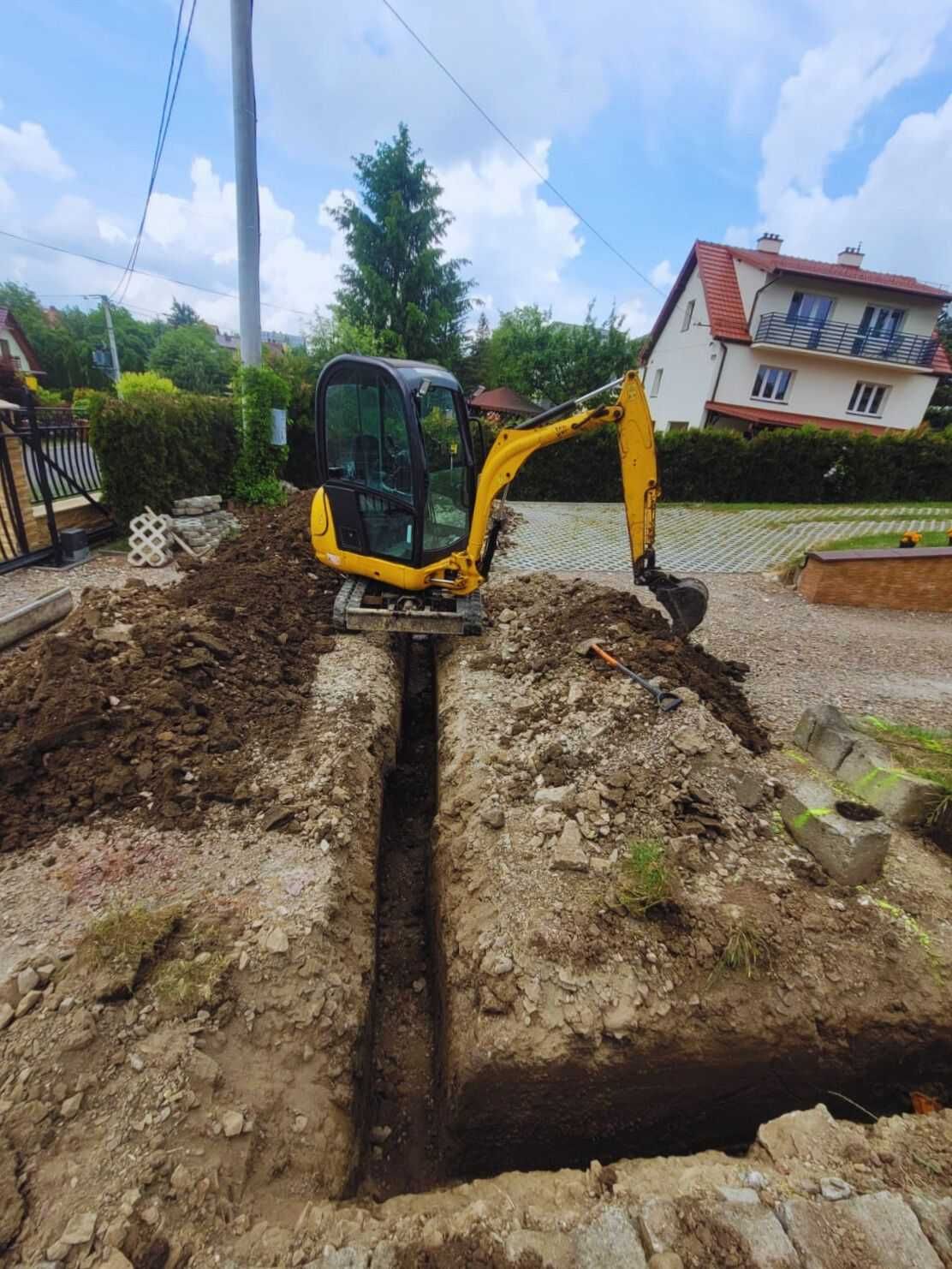 Usługi minikoparką mini koparka kruszywo wyburzenia transport wywrotka