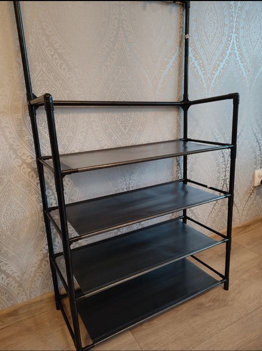 Nowy czarny wieszak na ubrania z regałem na buty 4 poziomy