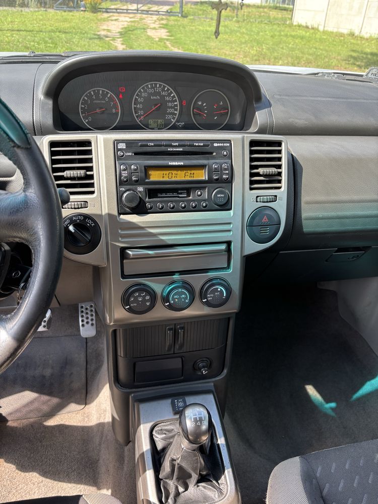 Nissan x-trail 2.5b+g