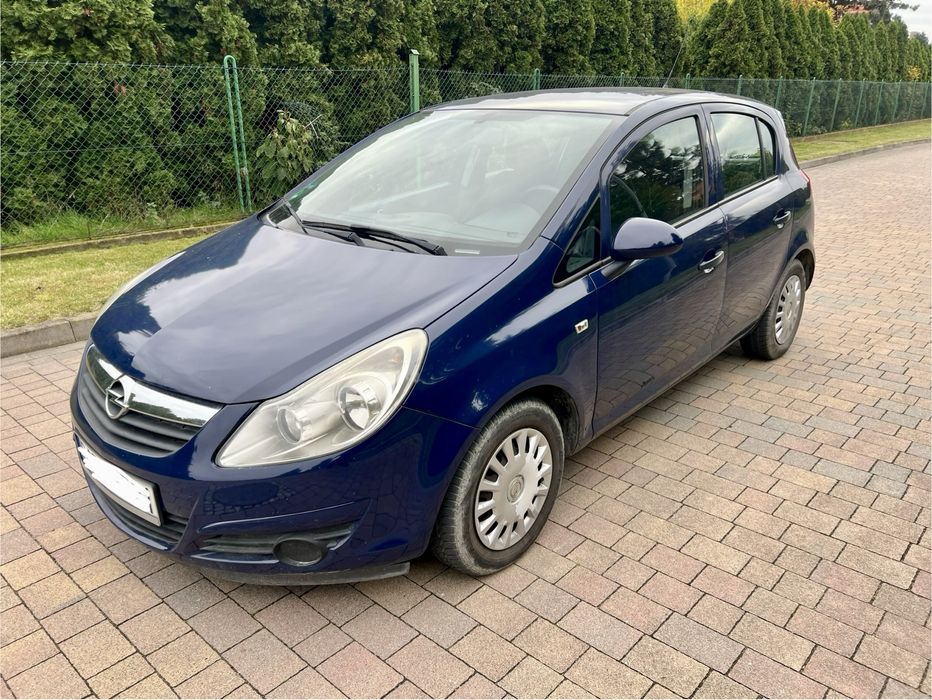 Opel Corsa D 5drzwiowa 1.2 benzyna klima zadbane wnetrze