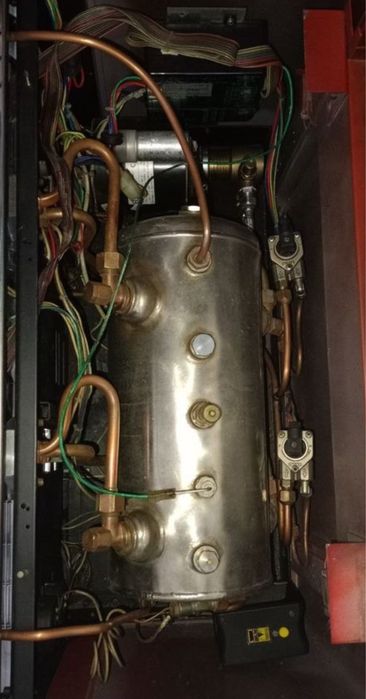 Продам кофемашину, кавоварка, кофеапарат faema