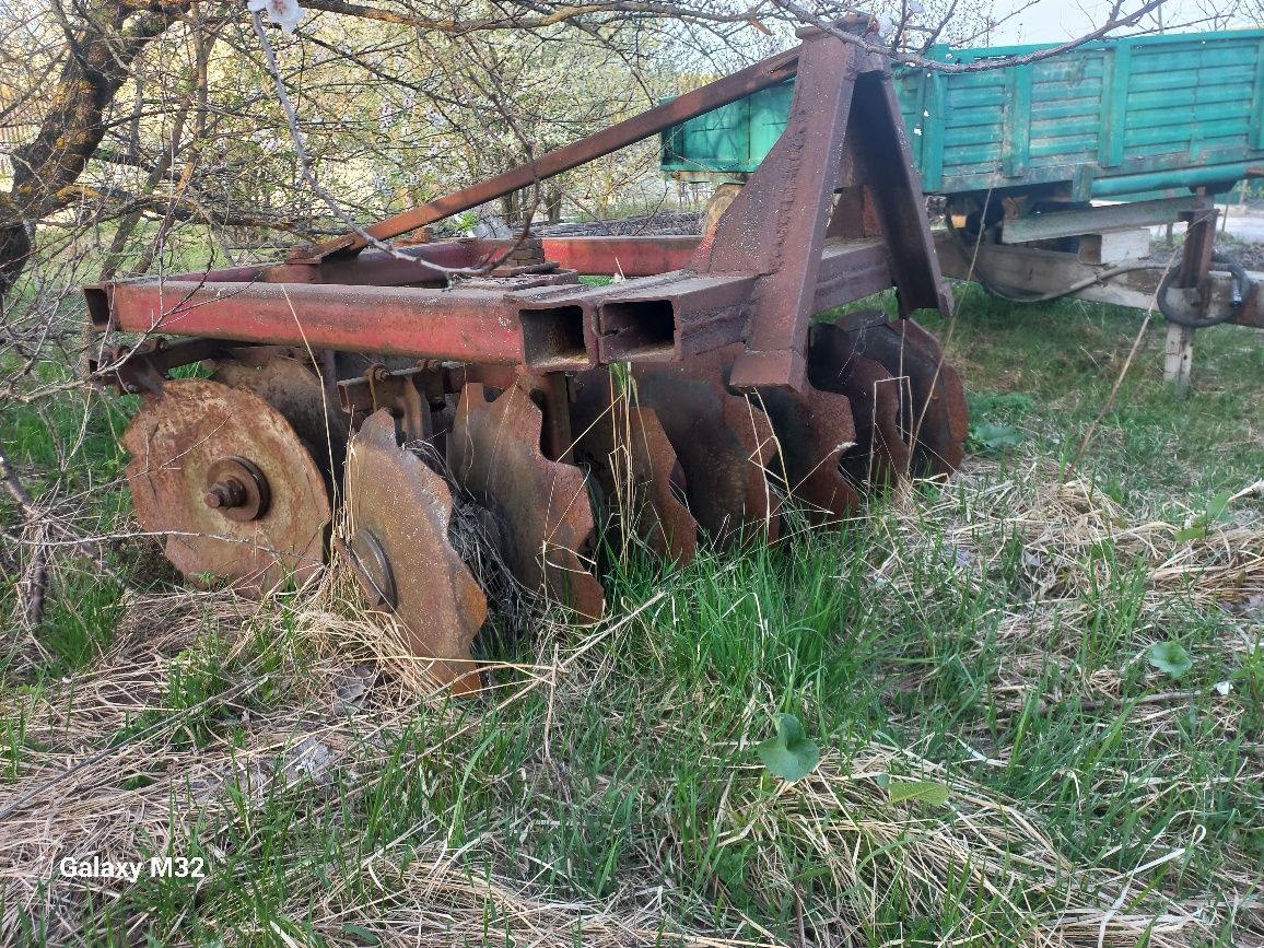 Продам дискову борону