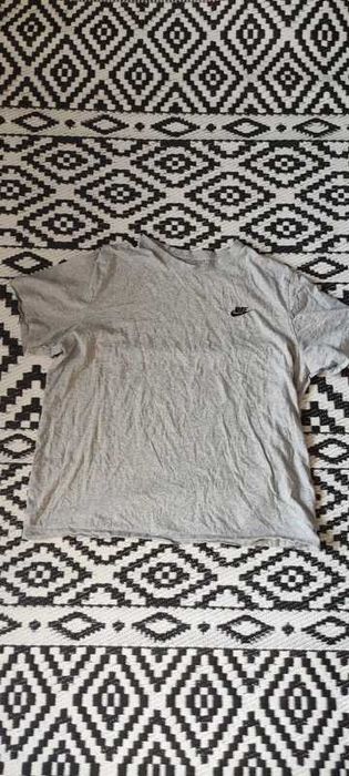 Koszulka Nike szara logo