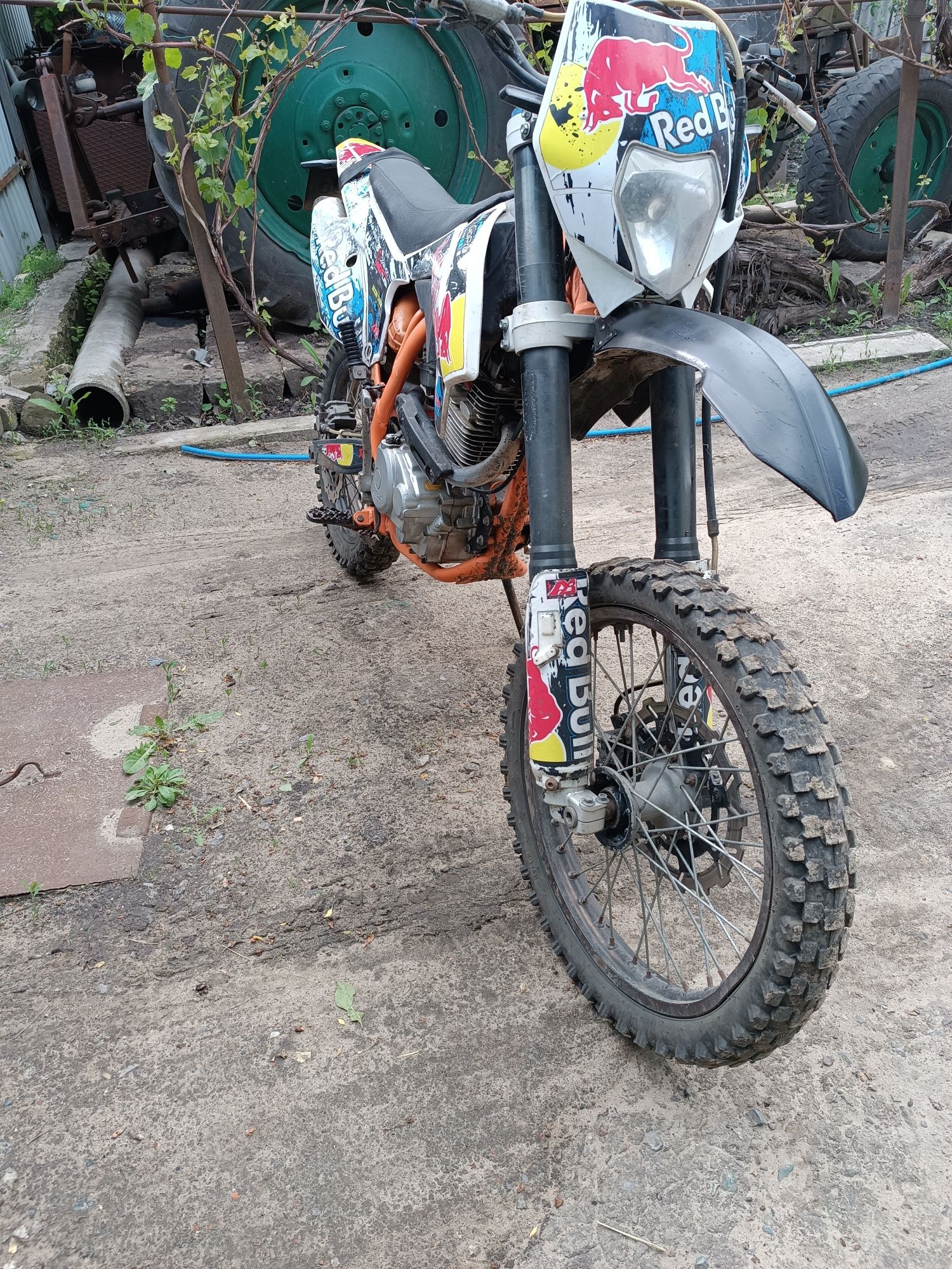 Продам Geon terrax 250