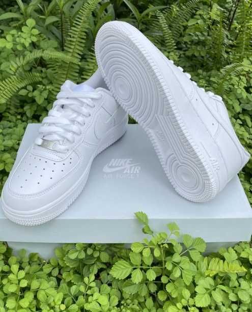 NIKEAir Force1Low07 R.38