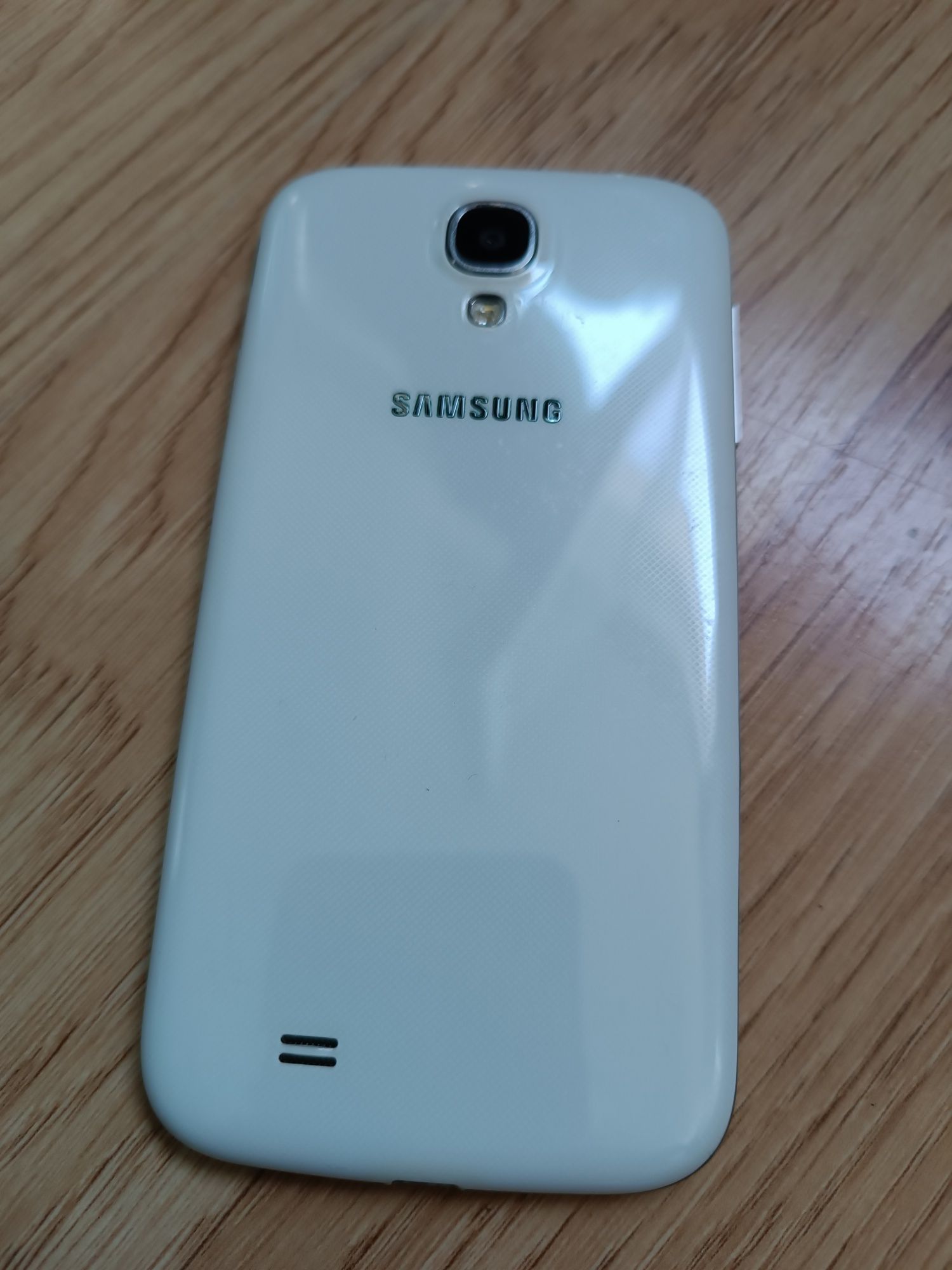Samsung Galaxy S4 GT-I9505 Biały