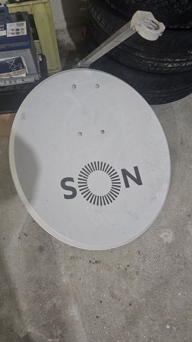 Parabólica satélite