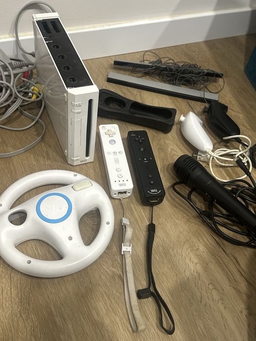 Conjunto nintendo Wii + acessorios
