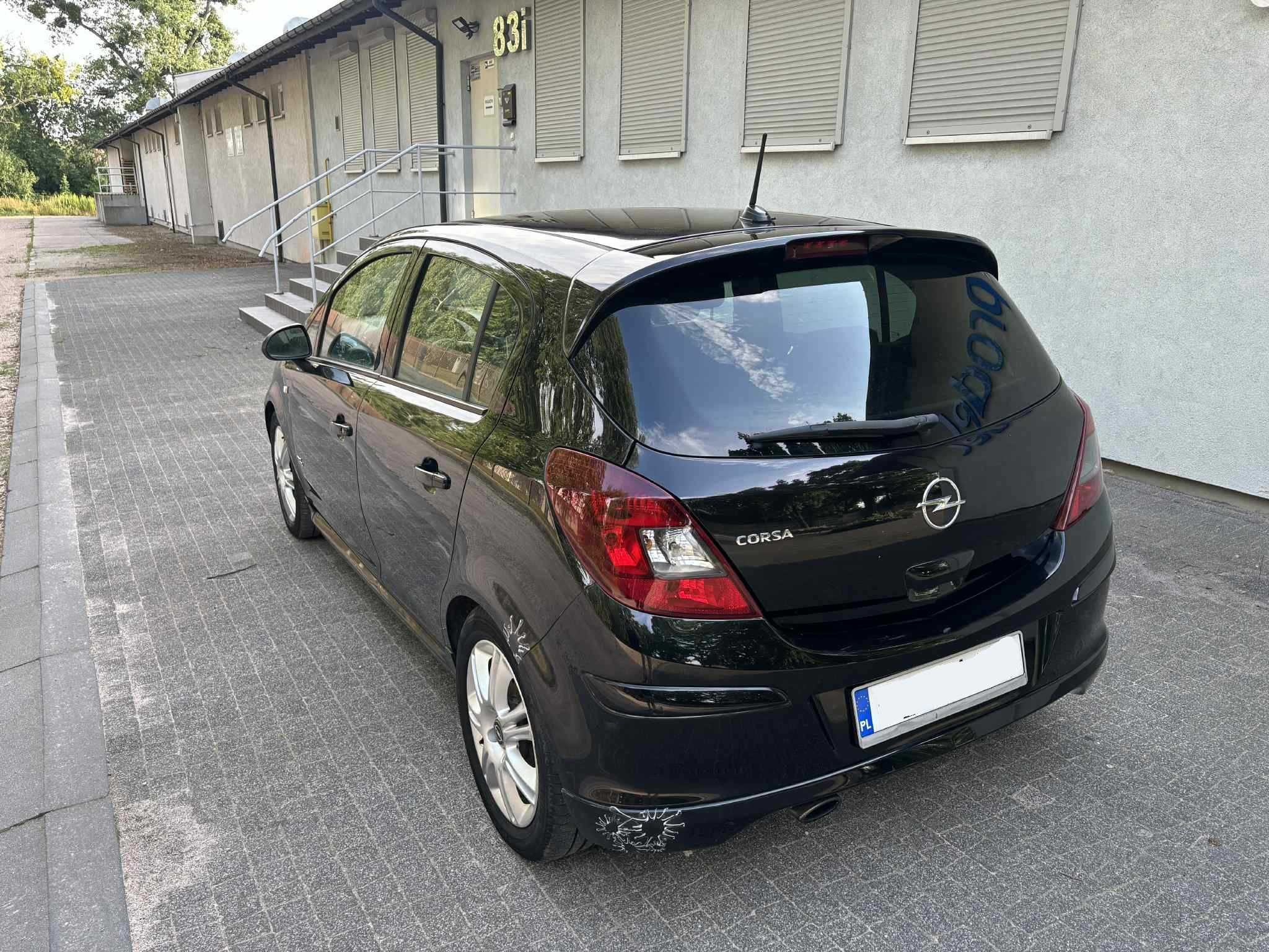 Opel Corsa 1.4, 5 drzwi, pakiet OPC,bogata opcja,dlugie oplaty