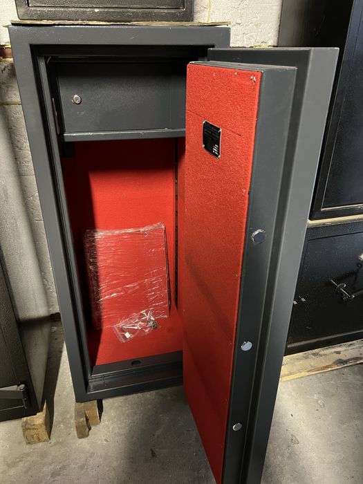 Вогнетривкий надійний  сейф Гріфон для цінностей