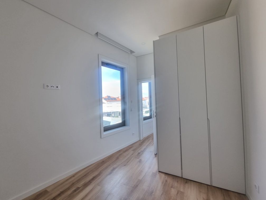 T1 C Terraço, c Novo, Prox Costa Cabral