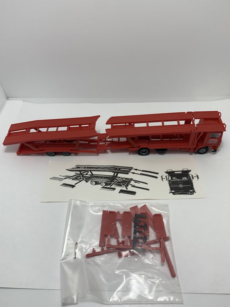 Volvo F10 da Herpa escala 1/87