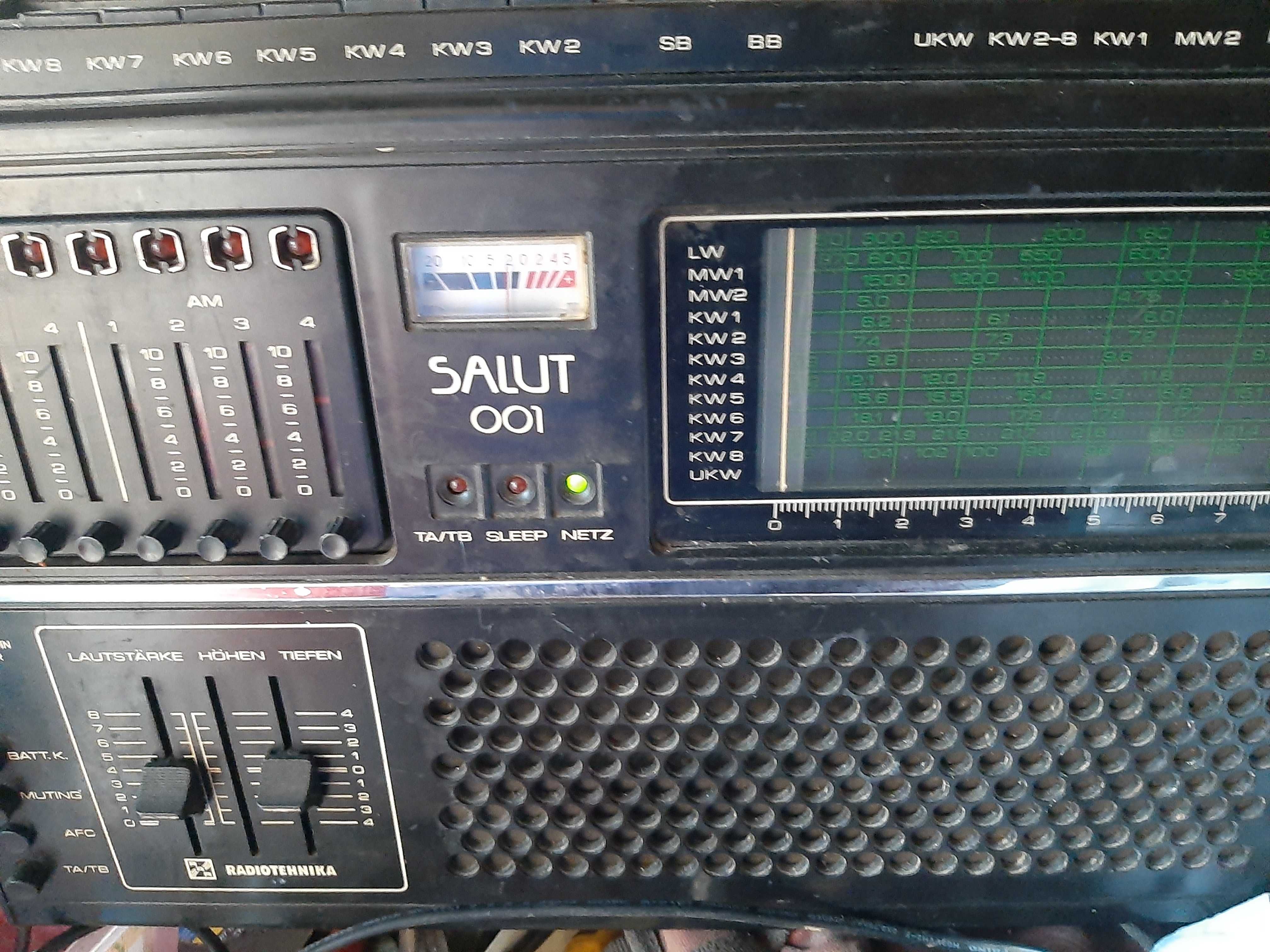 Radio tranzystorowe salut 001
