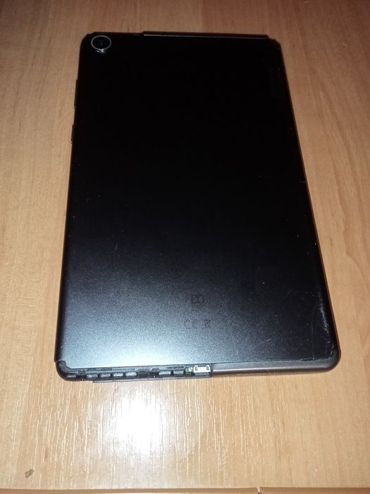 Планшет lenovo tab 8 М8