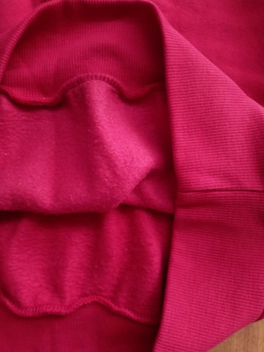 Bluza 152 Reserved. Ocieplana . Jak nowa .