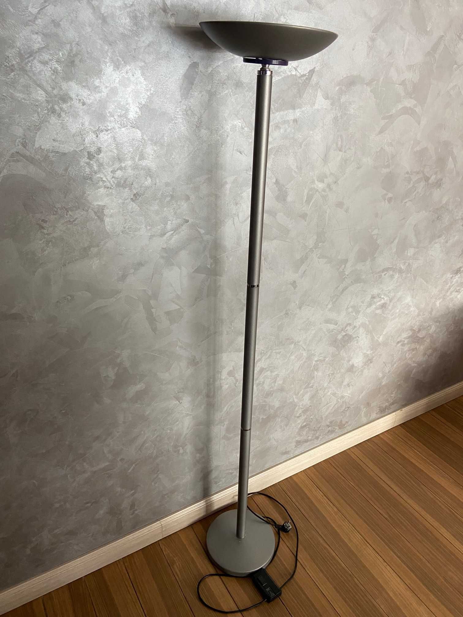Lampa podłogowa szara- z regulacją światła