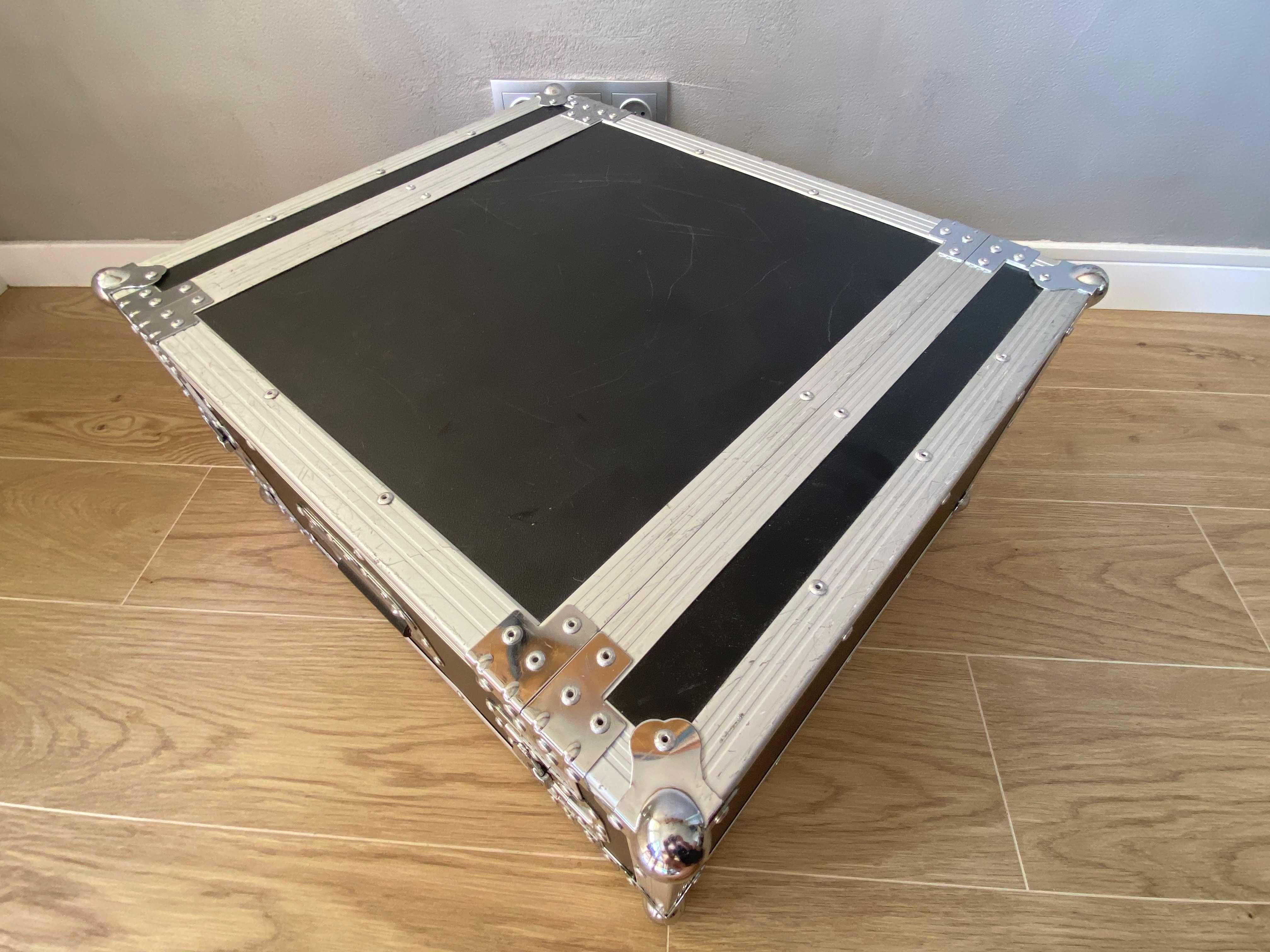 Case Rack 6U - głębokie dekle