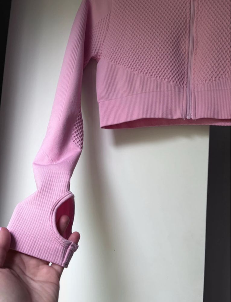 Krótka bluza bluzka sportowa 4F baby pink cukierkowy róż