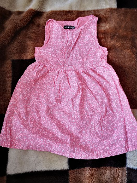 Prześliczna sukieneczka In extenso rozm. 92