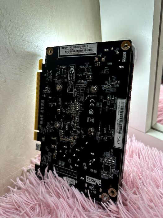 Sapphire RX 550 (2 gb)