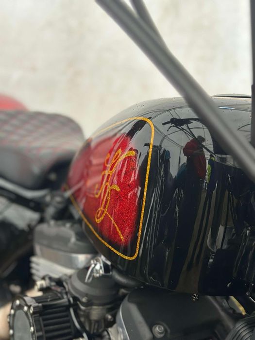 Harley Davidson 883