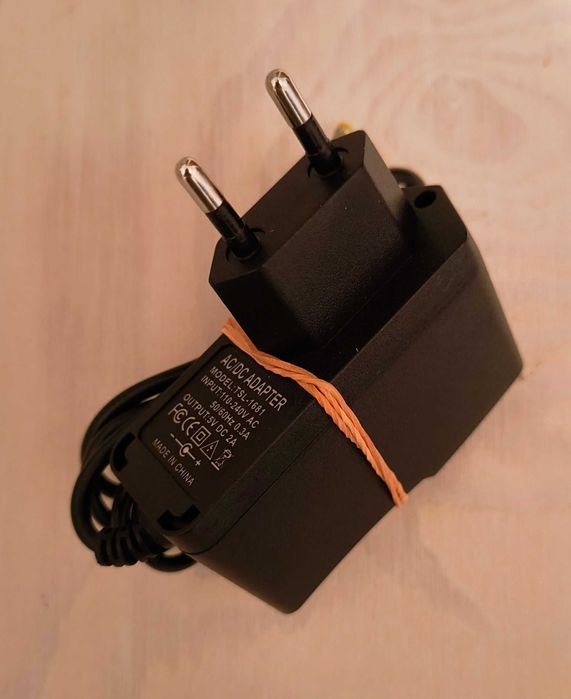 Zasilacz TV Box 4K TSL-1681 5V 2A 10W wtyk 4x1,5