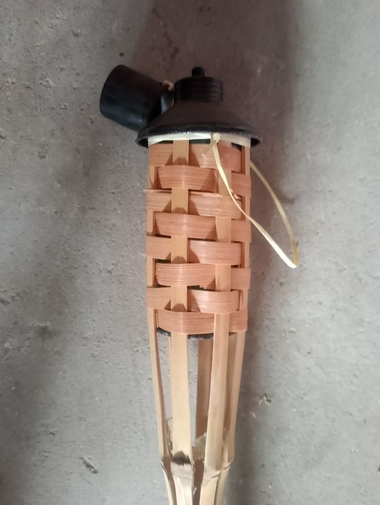 4 Tochas em bambu