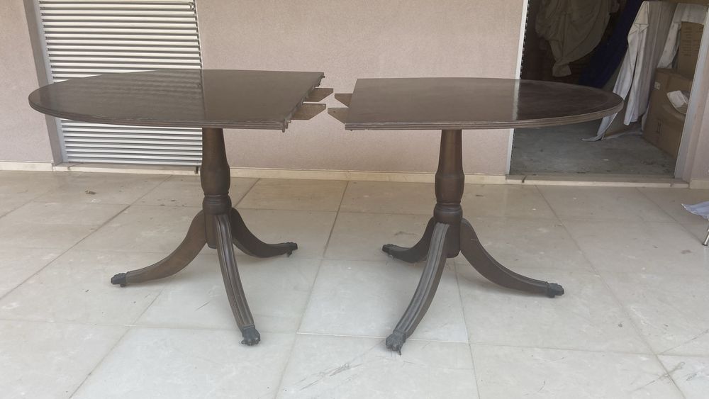 Mesa em madeira antiga