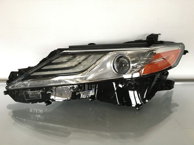 TOYOTA CAMRY 70 Фара лэд левая FULL LED  2018 2019 2020