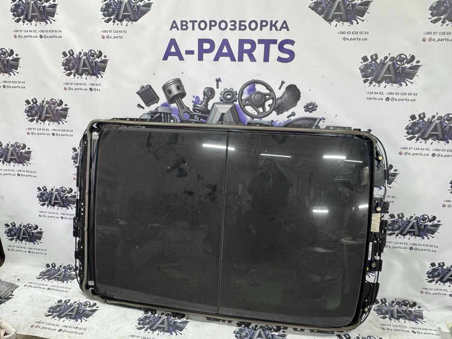 Панорама люк в зборі Audi Q7 2016-2025 4M