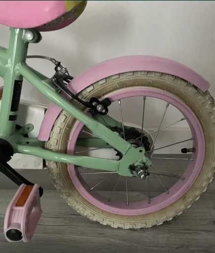 Bicicleta menina com rodinhas