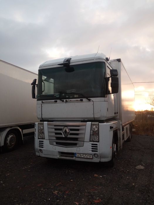 Sprzedam renault magnum chłodnia hakowa