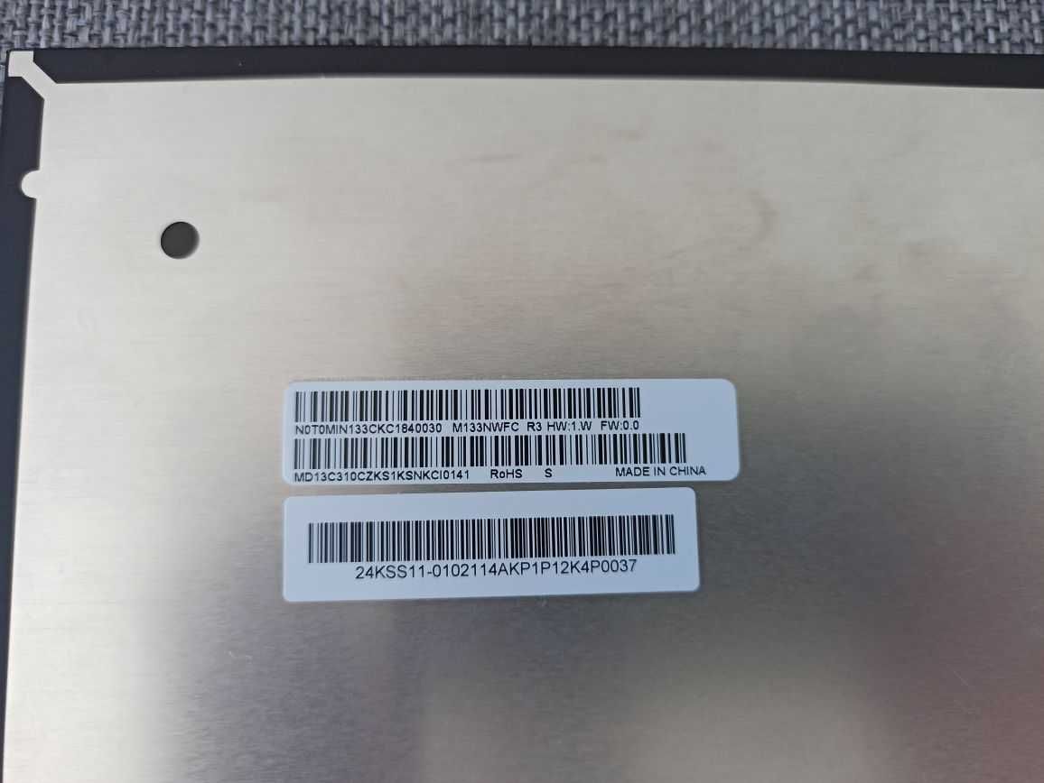 Matryca IVO M133NWFC R3 LCD IPS 13,3  30Pin 72% NTSC błyszcząca nowa