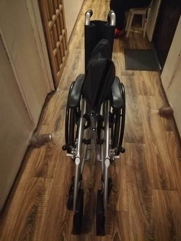 Sprzedam wózek inwalidzki