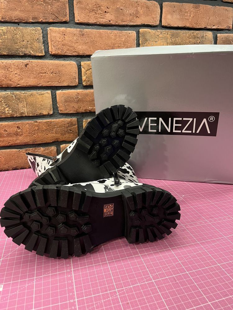 NOWE buty venezia wzor krowa