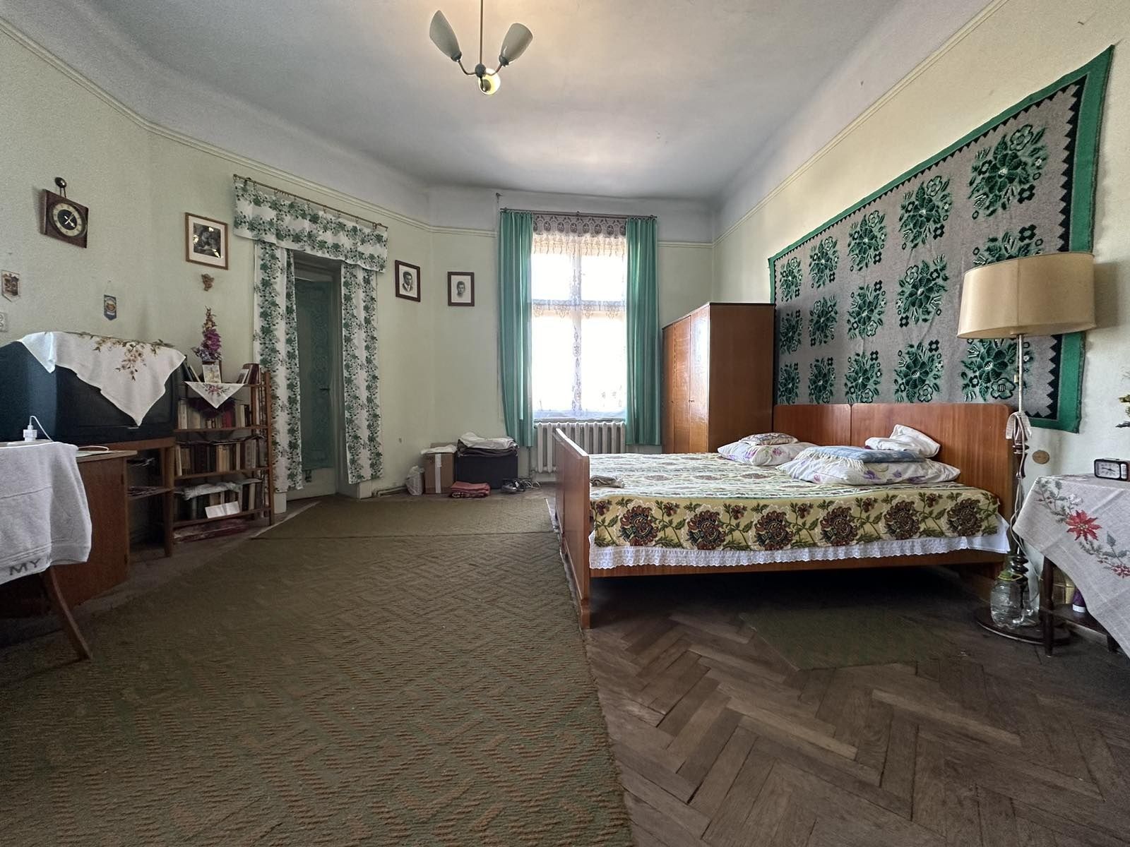 Продаж 2к з шикарною панорамою