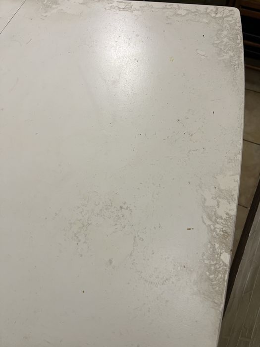 Stół kuchenny, rozkładany.