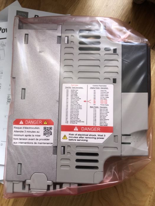 Nowy falownik Powerflex 4M 22F-A2P5N113 0.4kW/0.5HP 1 fazowy