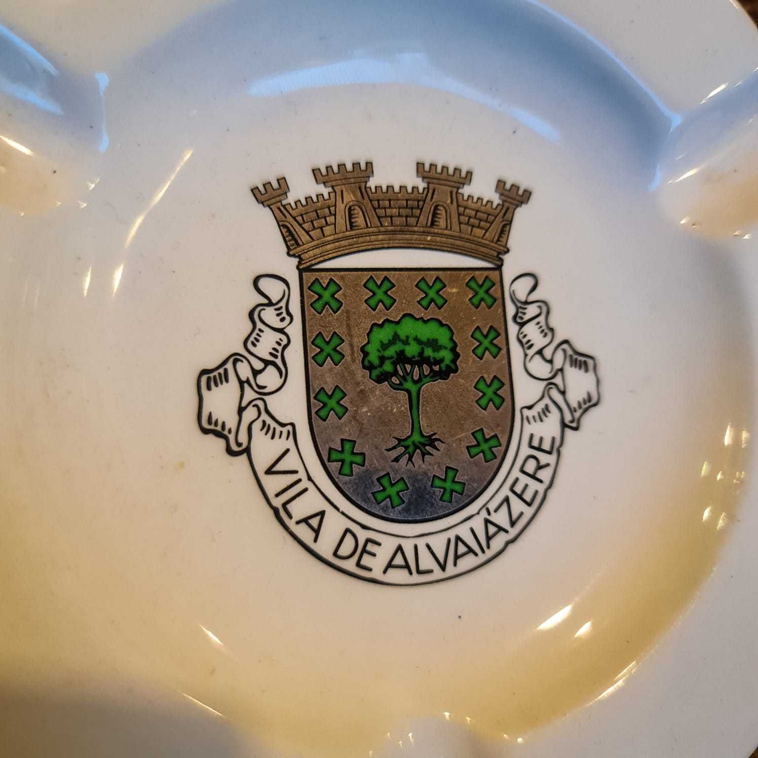 Cinzeiro Porcelana Brasão “Vila de Alvaiázere” – Peça de Coleção