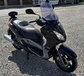 Yamaha Xmax 125