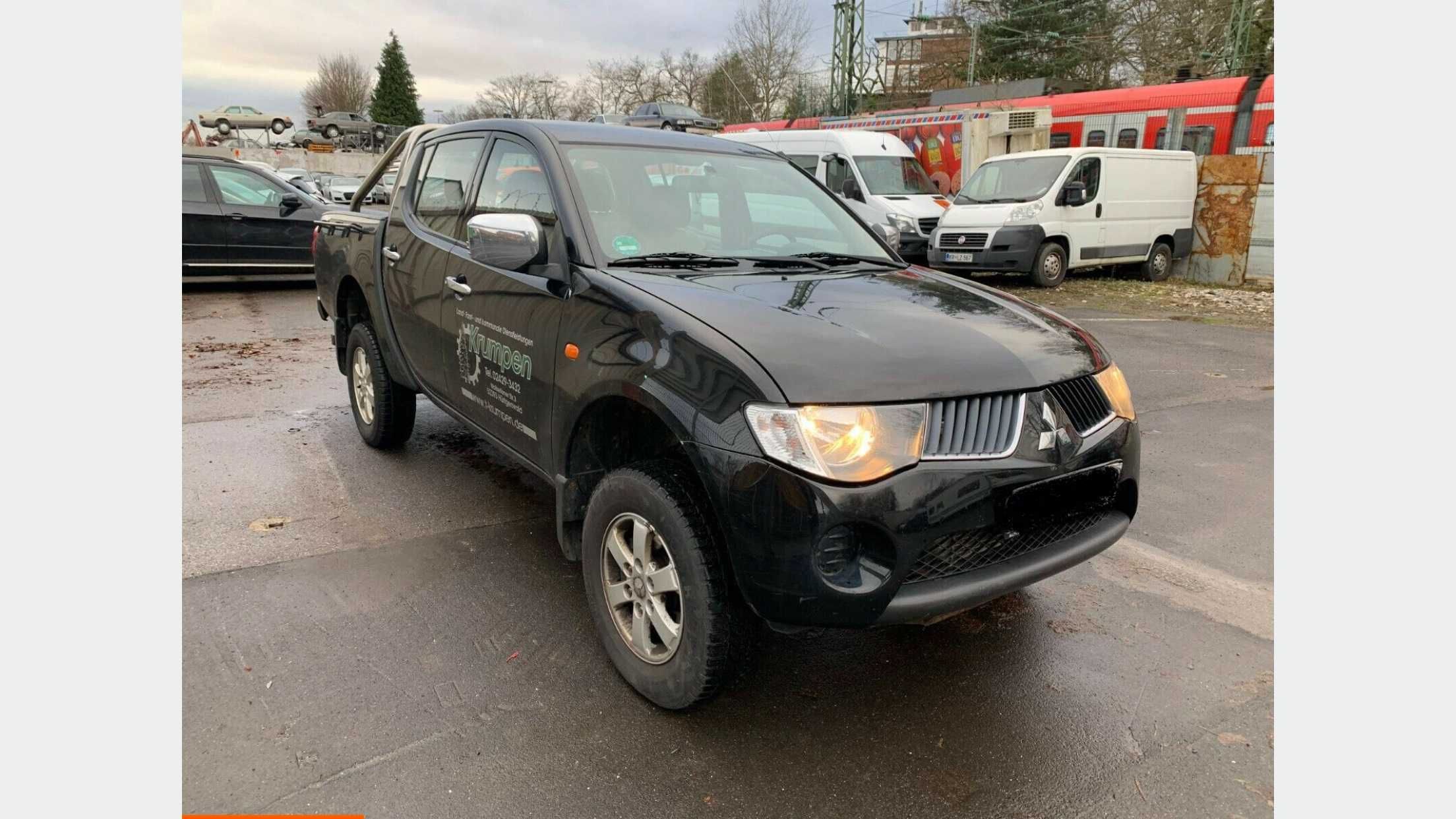 Кузовние запчасти,кузов для мицубиси L200 Mitsubishi L200