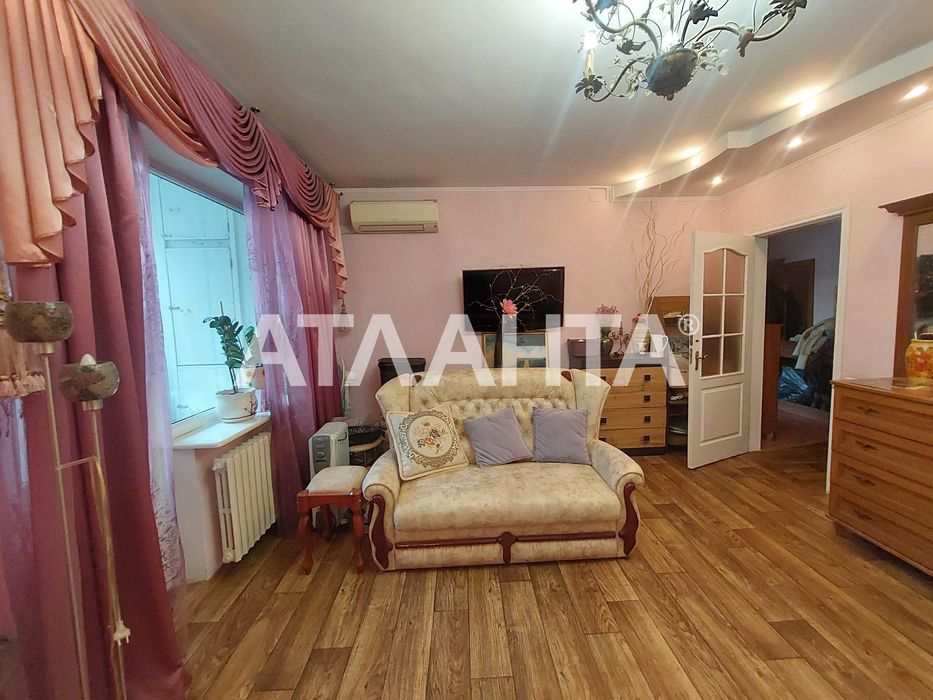 Продам 2-комнатную квартиру Востребованный этаж Тополевая Вузовский