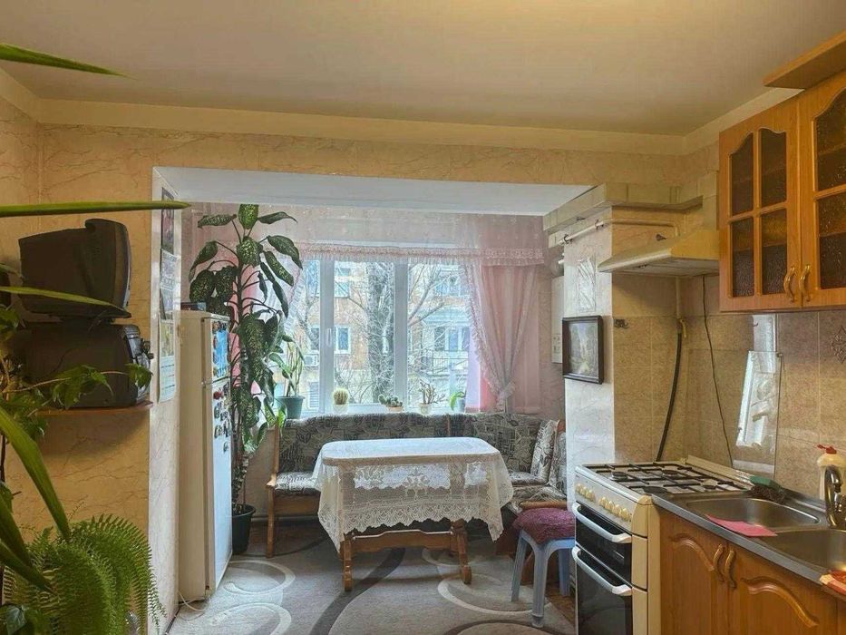 Продам 2-к квартиру 69 кв.м, 3/9 эт, ул Парковая (3-230-586 ОФ)